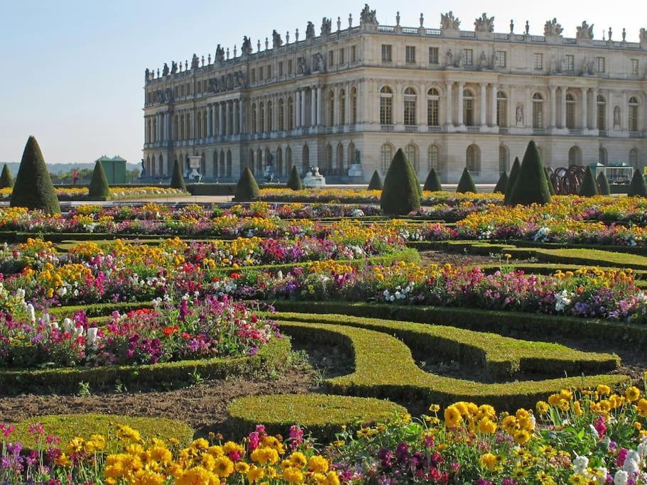 Destination Versailles Exteriör bild